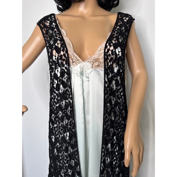 Crochet and lace sleeveless duster black origami by Vivien cardigan medium large - Picture 6 of 16